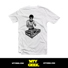 Load image into Gallery viewer, Playera Bruce Lee Mod. Dj Dragon Vintage Retro Unisex